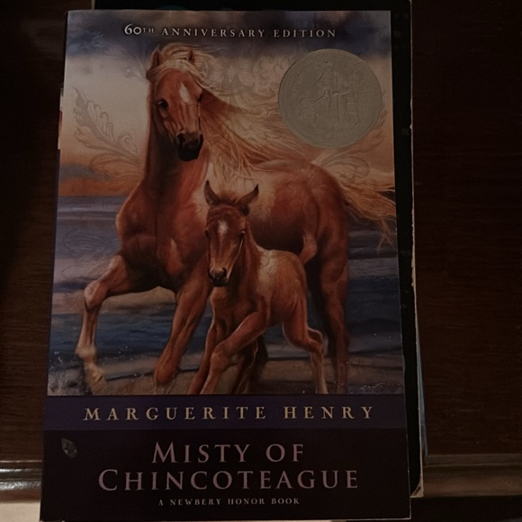 11 Middle school level books - Picture 8 of 12